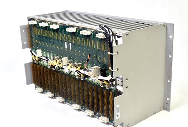 Abaco Systems / VMIC VMIVME-200-160 instrument chassis