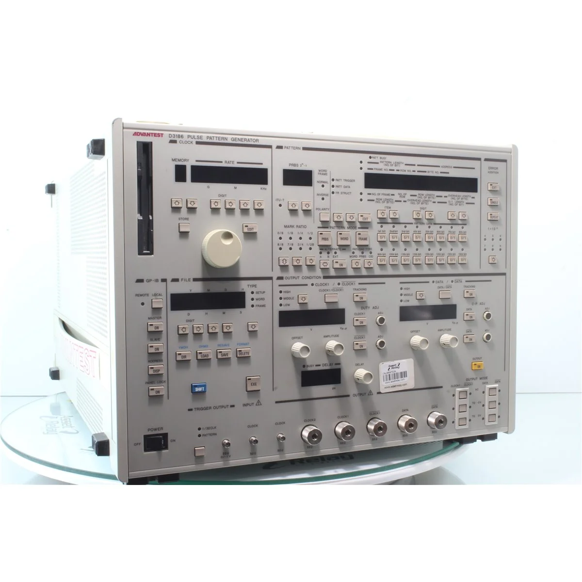 Advantest D3186 pattern generator
