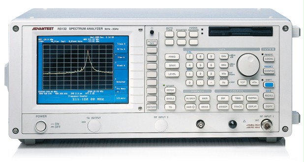 Advantest R3132 spectrum analyzer