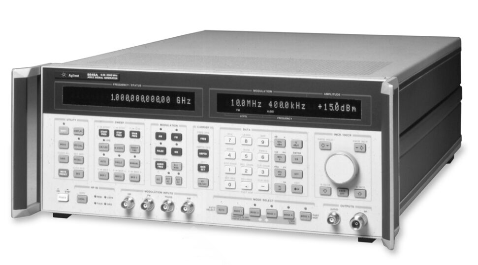 Agilent / Keysight 8645A signal generator
