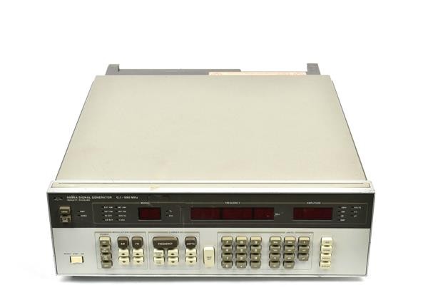 Agilent / Keysight 8656A signal generator