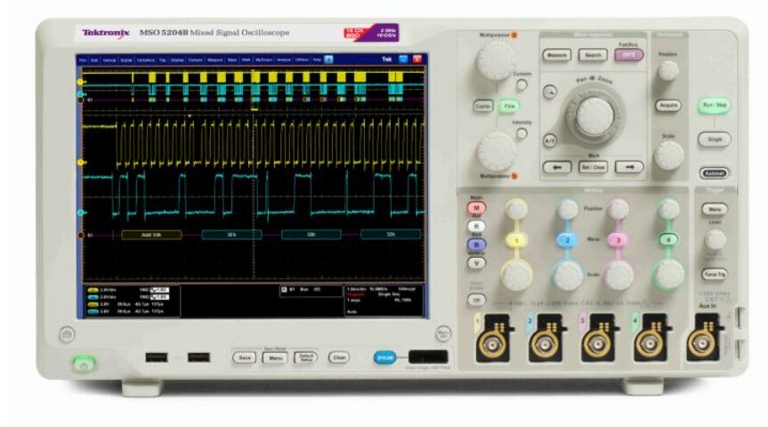 Tektronix DPO5104 digital oscilloscope