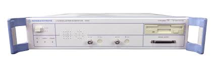 Rohde &amp; Schwarz AMIQ04 arbitrary waveform generator