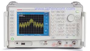 Advantest U3771 spectrum analyzer