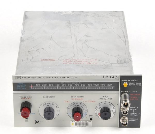 HP 8555A spectrum analyzer