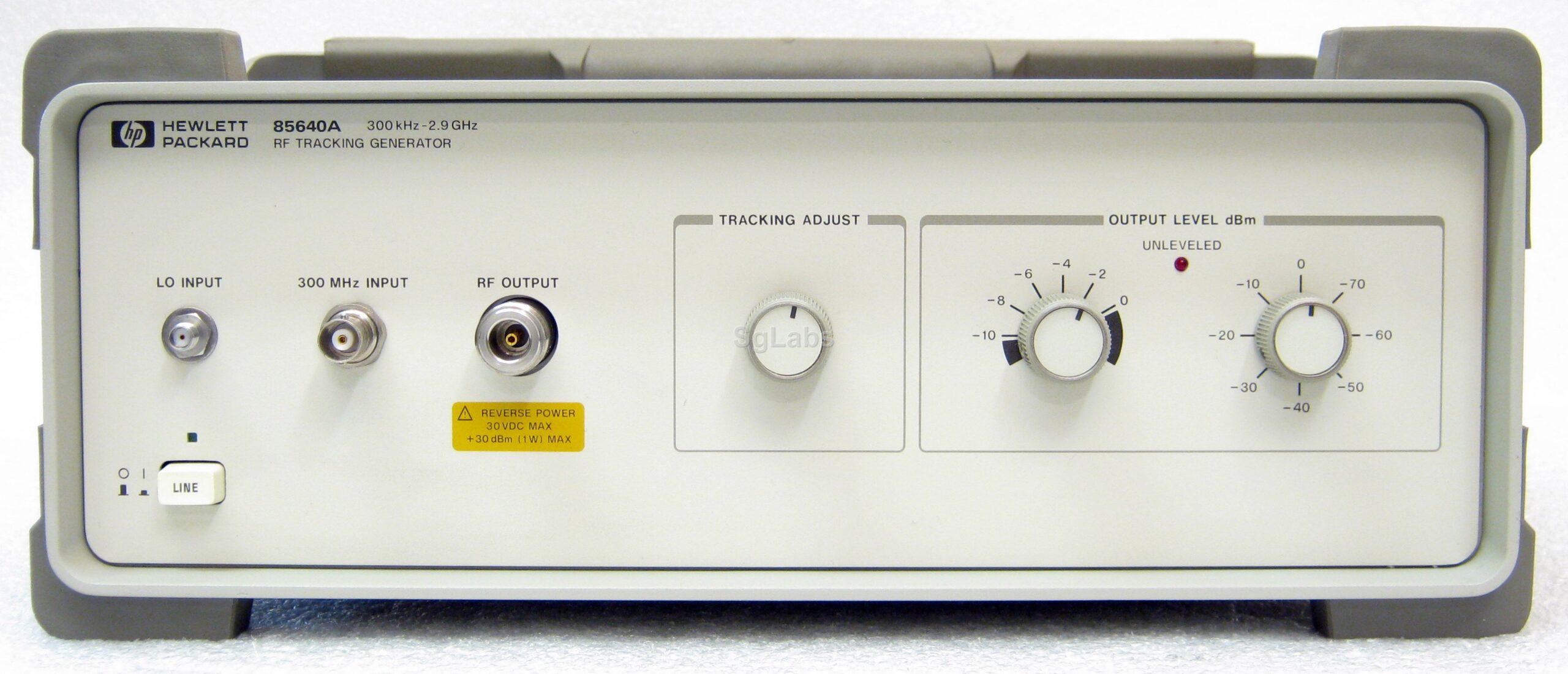 Agilent / Keysight 85640A signal generator