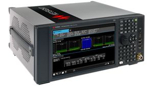 HP 8594Q spectrum analyzer