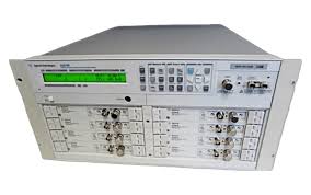 Agilent / Keysight E5270A instrument chassis