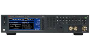 Agilent / Keysight N5182B vector signal generator