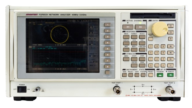 Advantest R3765BH network analyzer