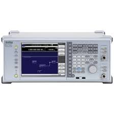 Anritsu MG3740A signal generator