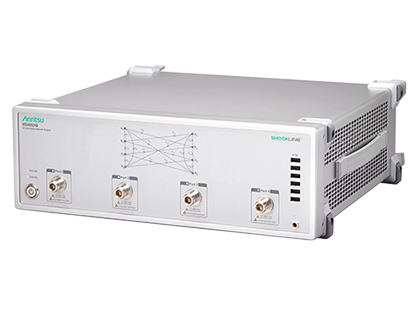 Anritsu MS46524B vector network analyzer