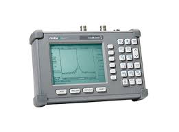 Anritsu S332C network analyzer