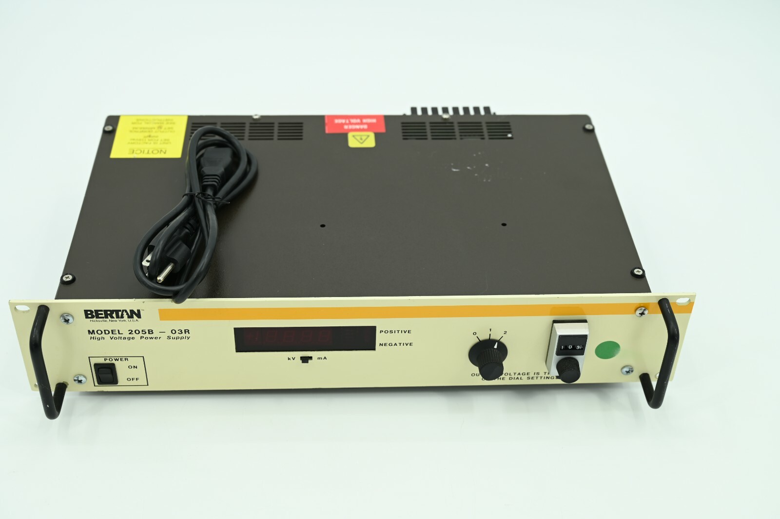 Bertan Associates 205B-03R DC power supply