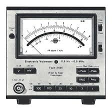 Bruel &amp; Kjaer 2425 digital multimeter