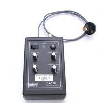 Burleigh DA-100 signal conditioning module