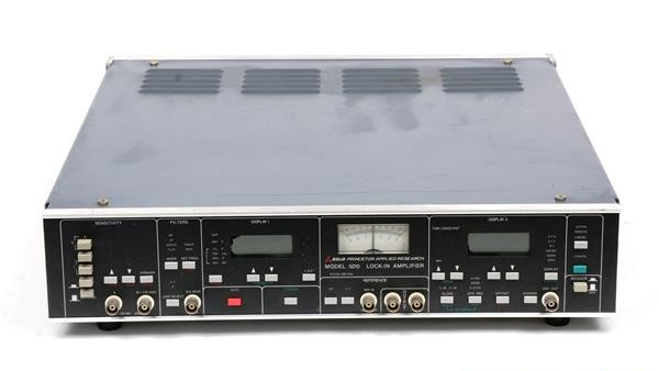 Ametek / EG&amp;G / Princeton Applied Research 5210 lock-in amplifier