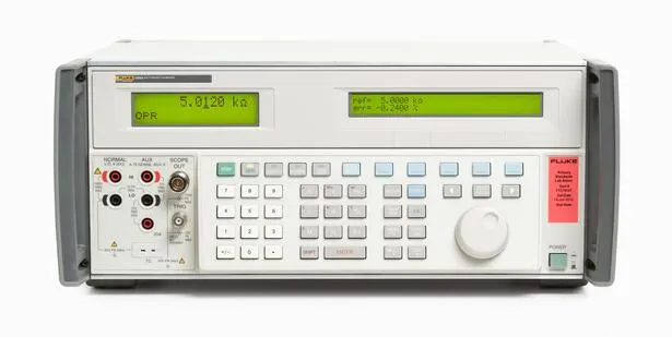 Fluke 5502A multifunction calibrator