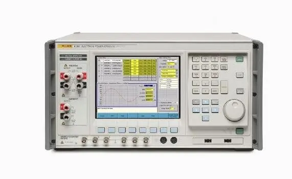Fluke 6130B calibration equipment