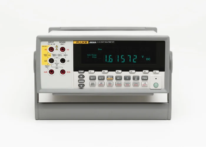 Fluke 8808A/SU digital multimeter