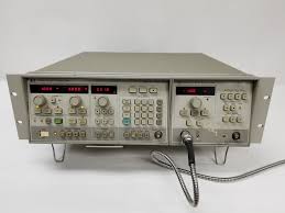 HP 8350B/83592A signal generator