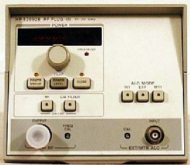 HP 83592B signal generator