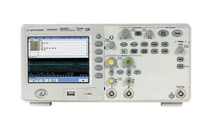 HP / Agilent 54520A digital oscilloscope