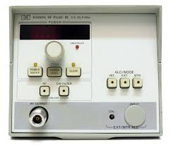 HP / Agilent / Keysight 83590A signal generator