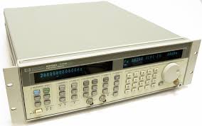 HP / Agilent 83752B signal generator