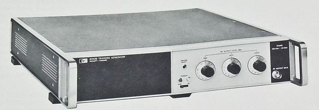 HP / Agilent 8443A signal generator