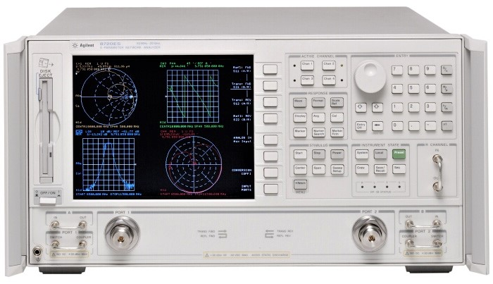 HP 8752B vector network analyzer