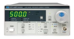 ILX Lightwave LDX-3525 optical light source