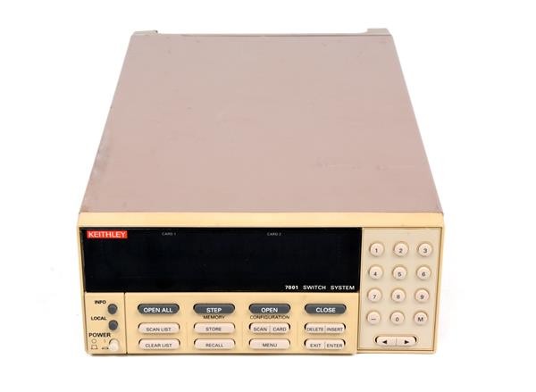 Keithley 7001 instrument chassis