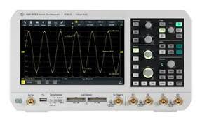 Rohde &amp; Schwarz RTB2004 digital oscilloscope