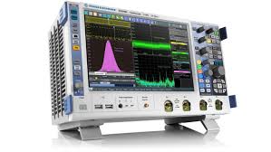 Rohde &amp; Schwarz RTO2024 digital oscilloscope