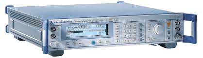 Rohde &amp; Schwarz SMR30 signal generator