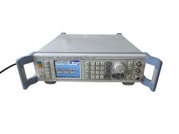 Rohde &amp; Schwarz SMB100N signal generator