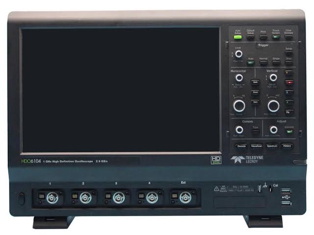 Lecroy HDO6104 digital oscilloscope